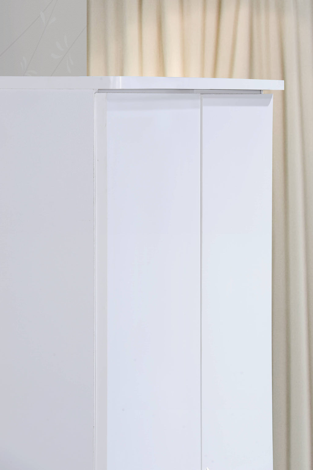 Hodedah 2-Door Armoire with 2-Drawers and Clothing Rod in Black