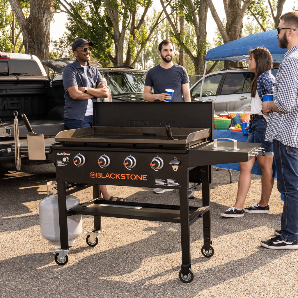 Blackstone Original Outdoor Griddle, 4-Burner 36 Flat Top Grill with Hard Cover, Black