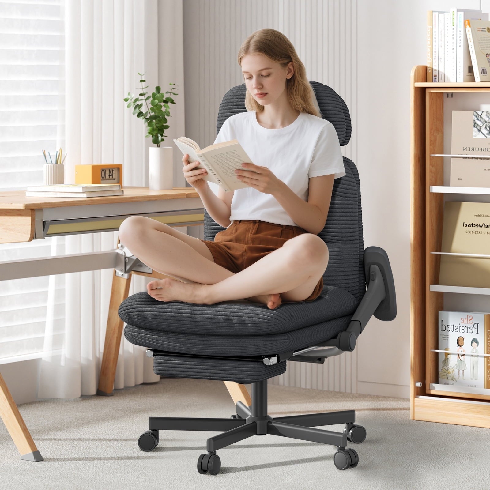 Ninecer Ergonomic Office Chair with Footrest, Big and Tall Computer Desk Chair for Adults, Adjustable Swivel Chair with Headrest Lumbar Support, White