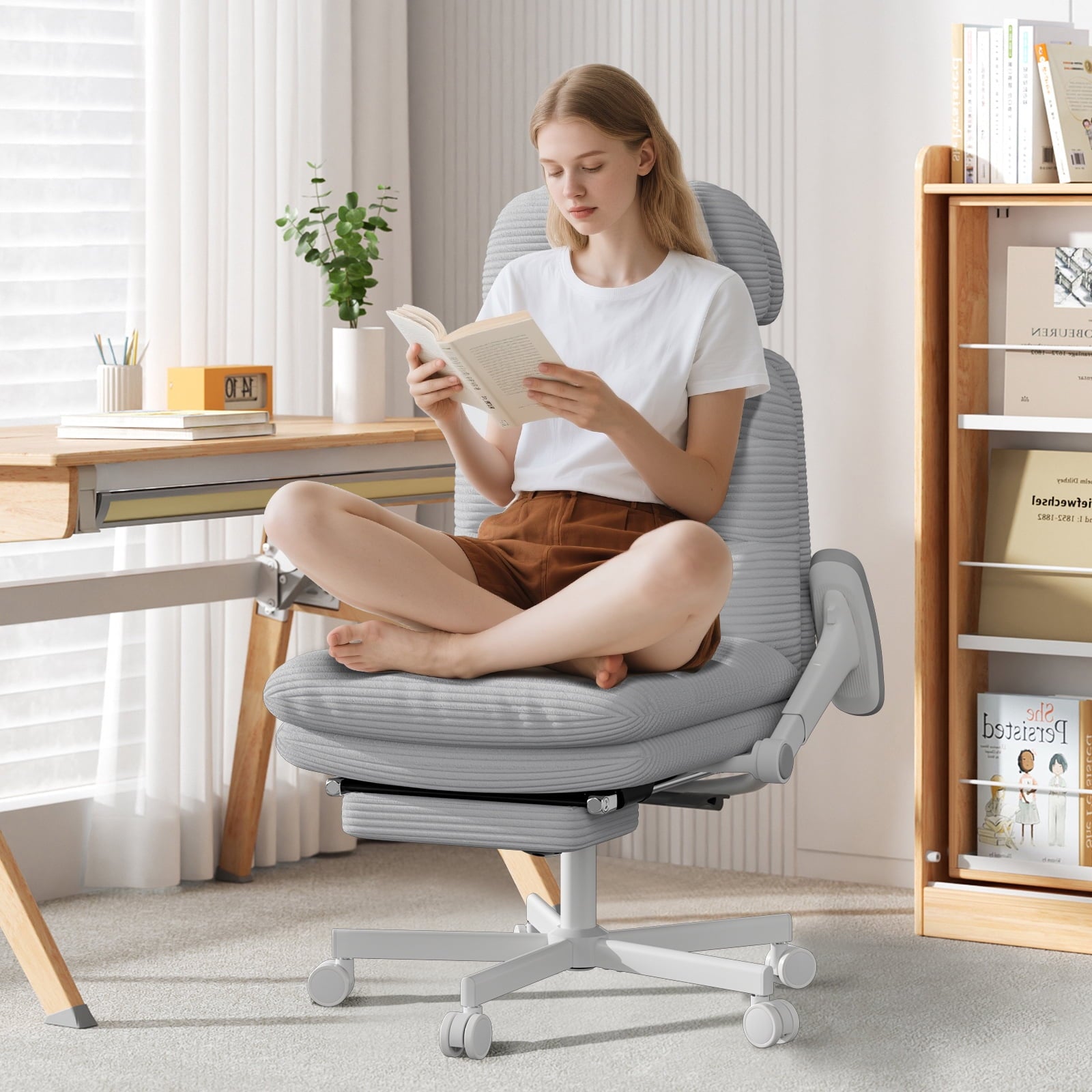 Ninecer Ergonomic Office Chair with Footrest, Big and Tall Computer Desk Chair for Adults, Adjustable Swivel Chair with Headrest Lumbar Support, White