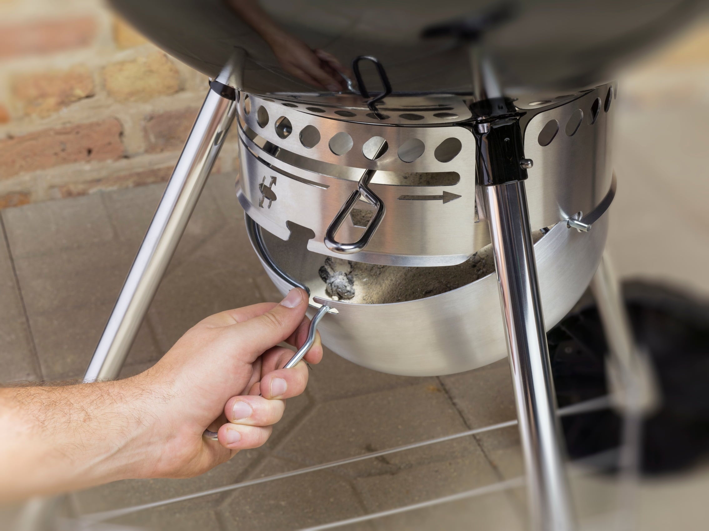 Weber Original Charcoal Grill, 22 Inch Premium Kettle Charcoal Grill, Black