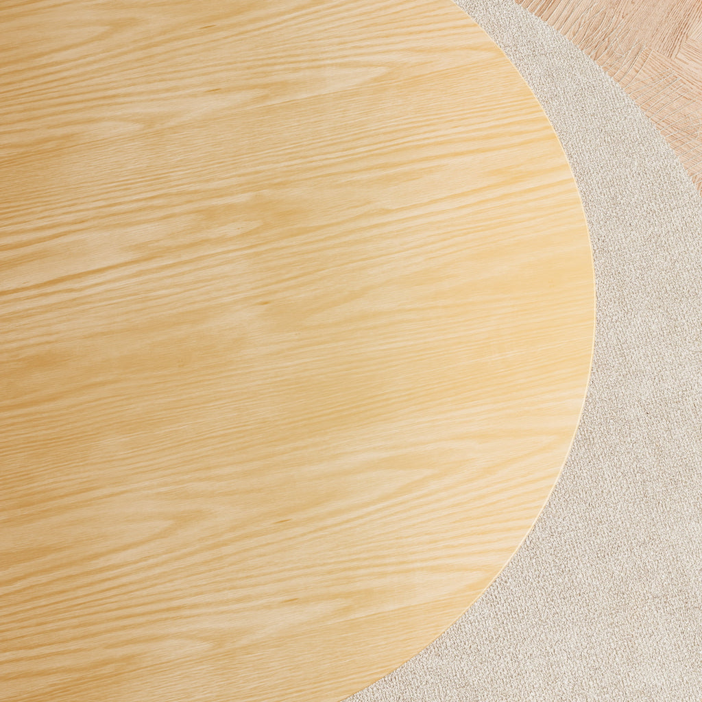 Rophefx 35.4 Solid Wood Round Dining Table with Handcrafted Relief Pedestal,Circle Dining Table,Natural