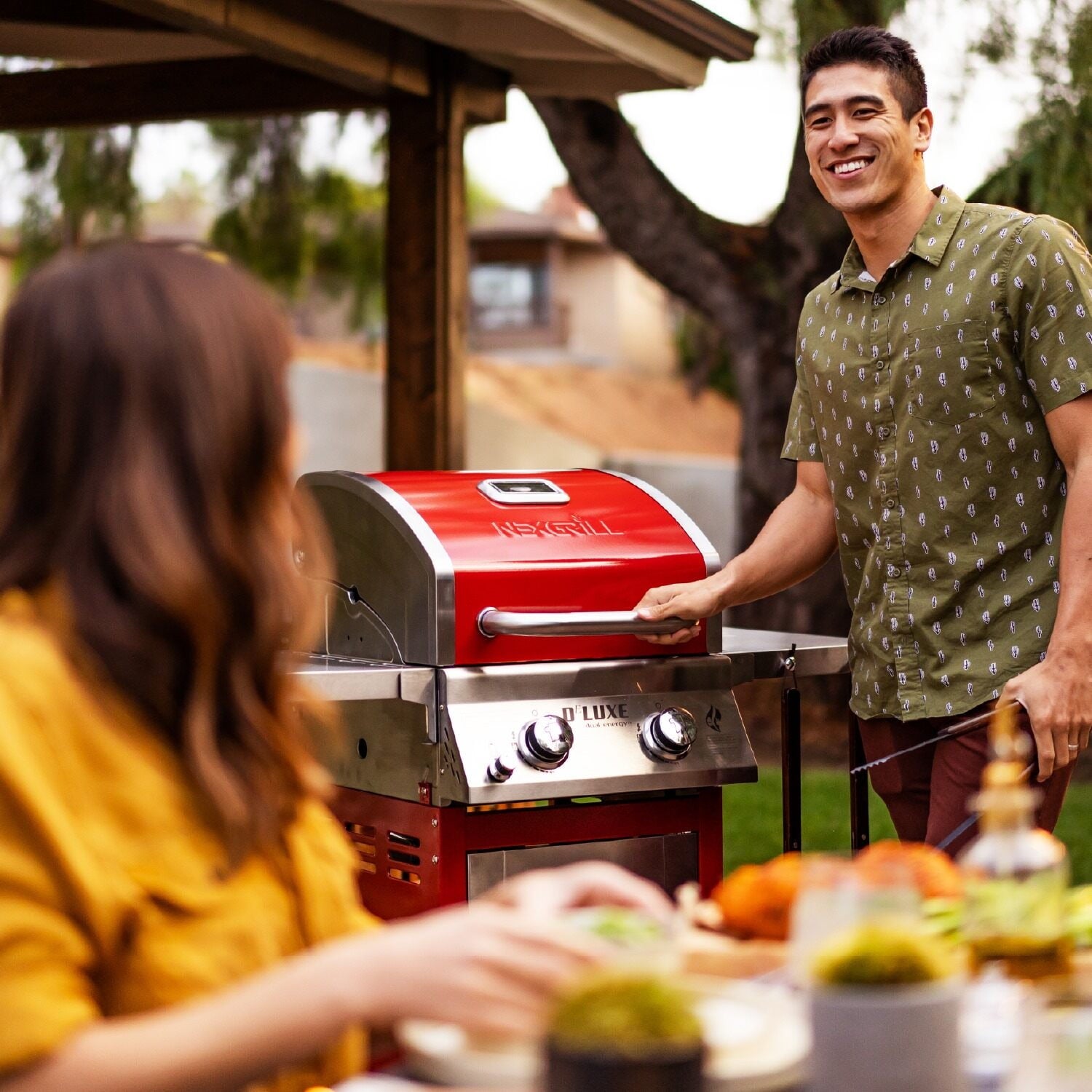 Nexgrill Deluxe 2-Burner Gas Grill with 401 SQ In Grate, 28000 BTUs, Stainless Steel Control Panel & Foldable Side Table, Propane BBQ Grill for Outdoor Cooking, Patios, Backyards and More -720-0864R